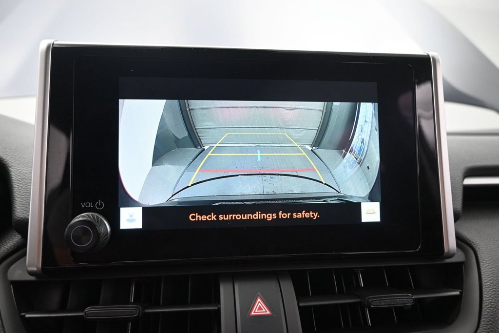Used 2025 Toyota RAV4 XLE AWD/4WD image 27