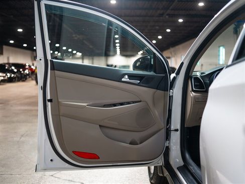 Used 2019 Hyundai Tucson SE FWD image 31