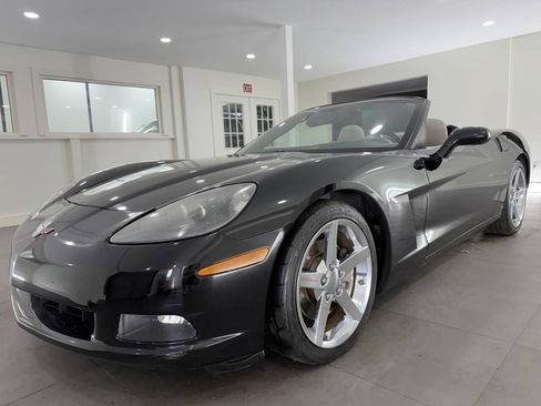 Used 2006 Chevrolet Corvette Convertible RWD image 1