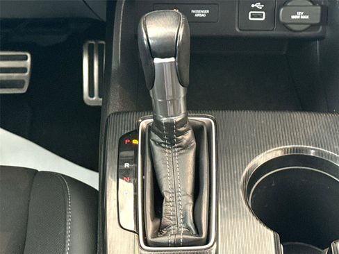 Used 2023 Honda Civic Sport image 20