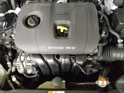 Used 2017 Kia Forte LX FWD image 30
