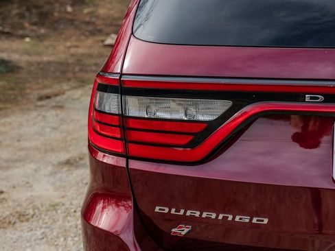 Used 2018 Dodge Durango SRT image 8