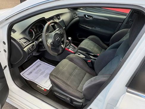 Used 2019 Nissan Sentra NISMO FWD image 11