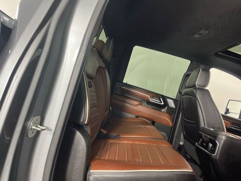 Used 2024 GMC Sierra 2500 Denali Ultimate image 28