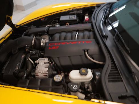 Used 2011 Chevrolet Corvette Grand Sport RWD image 30