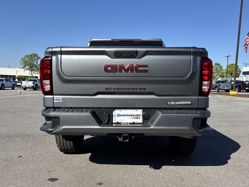 Used 2022 GMC Sierra 1500 Elevation AWD/4WD image 9