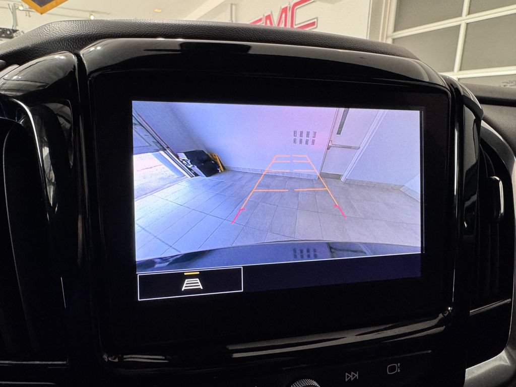 Certified 2023 Chevrolet Traverse LT AWD/4WD image 20
