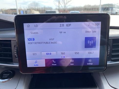 Used 2022 Ford Explorer XLT w/ Equipment Group 202A image 26