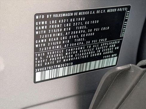 Used 2023 Volkswagen Taos SE w/ Panoramic Sunroof Package image 24