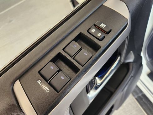 Used 2022 Toyota 4Runner Limited RWD image 31