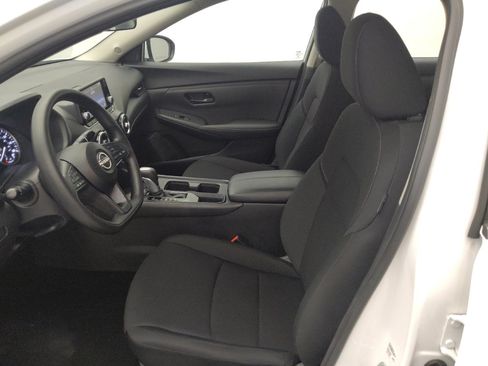 Used 2025 Nissan Sentra S FWD image 17