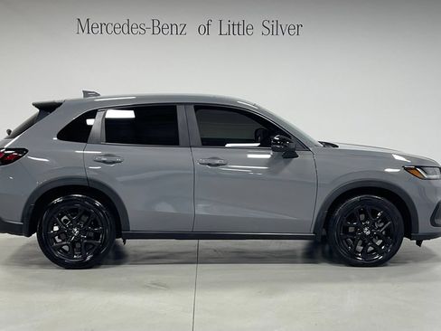 Used 2025 Honda HR-V Sport image 7