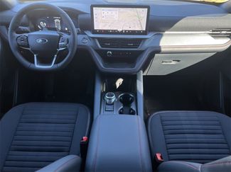 New 2026 Ford Explorer ST-Line w/ ST-Line Street Pack video 2