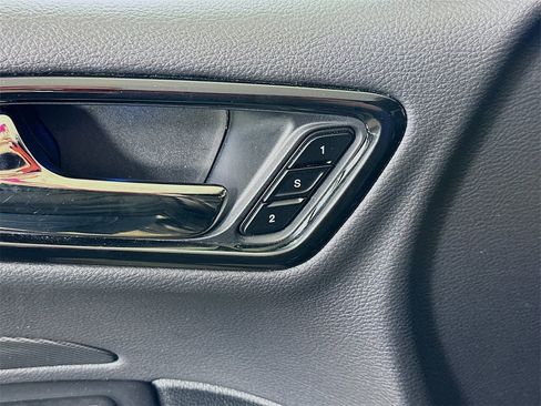 Used 2023 Dodge Durango GT image 21