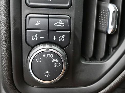 Used 2024 Chevrolet Silverado 3500 W/T image 21