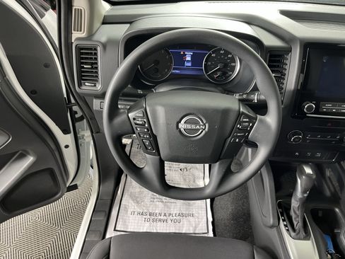 Used 2022 Nissan Frontier S w/ Technology Package AWD/4WD image 12