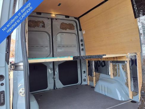 Used 2023 Mercedes-Benz Sprinter 2500 image 13