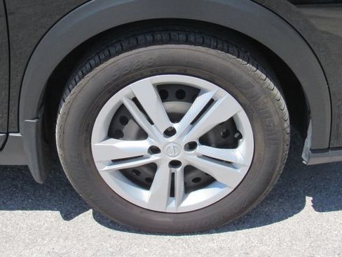 Used 2024 Nissan Kicks S FWD image 9