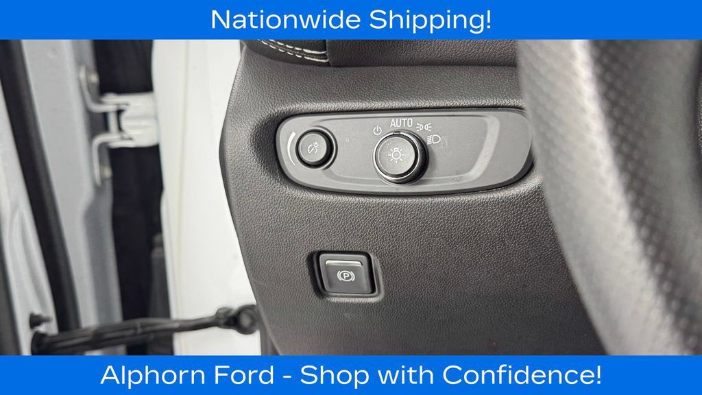 Used 2023 Chevrolet Blazer LT AWD/4WD image 32