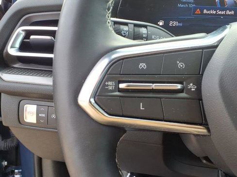 Used 2024 Chevrolet Traverse LT image 15