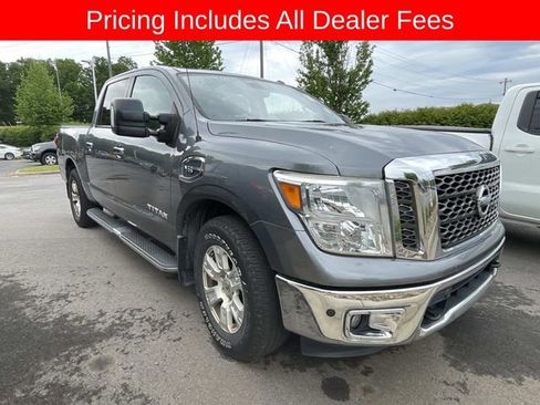 Used 2017 Nissan Titan SV RWD image 13