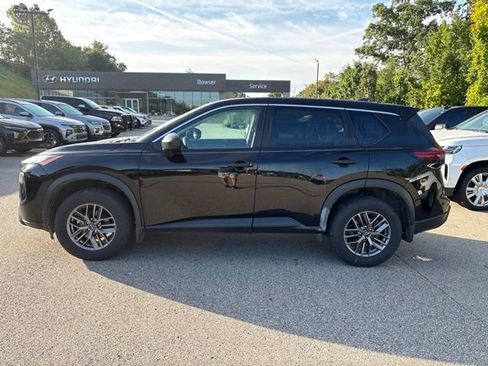Certified 2025 Nissan Rogue S AWD/4WD image 2