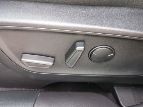 Used 2023 Ford Escape Active AWD/4WD image 17