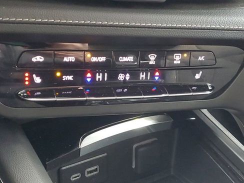 Certified 2023 Buick Envision Preferred image 28