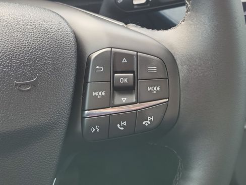 Certified 2026 Ford Maverick XLT w/ XLT Luxury Package AWD/4WD image 24