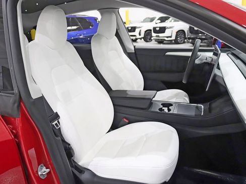 Used 2023 Tesla Model Y Long Range AWD/4WD image 28