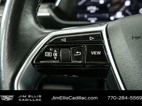 Used 2021 Audi e-tron Premium image 10