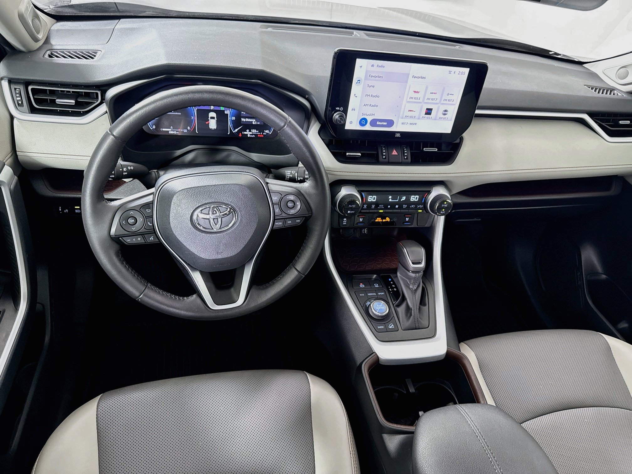 Certified 2025 Toyota RAV4 Limited w/ Weather Package AWD/4WD image 20