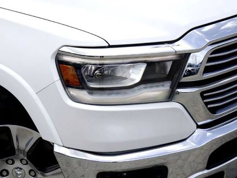 Used 2019 RAM 1500 Laramie RWD image 2