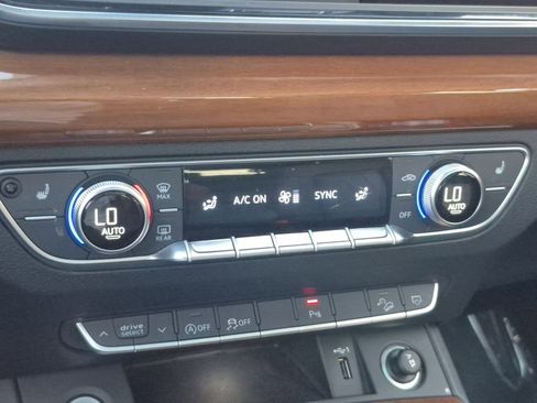 Used 2023 Audi Q5 2.0T Premium Plus image 24