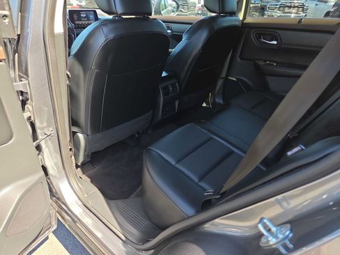 Used 2023 Nissan Rogue SV w/ SV Premium B Package AWD/4WD image 20