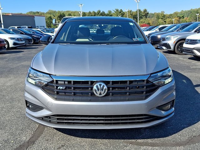 Used 2020 Volkswagen Jetta R-Line w/ R-Line Cold Weather Package FWD image 2