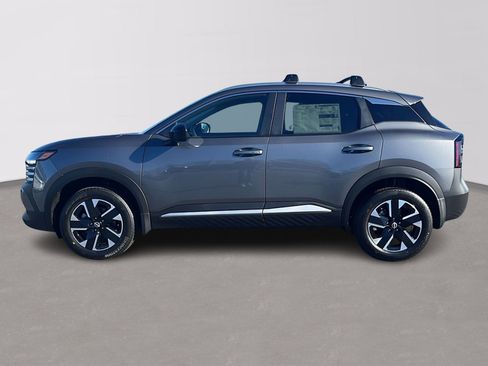 New 2026 Nissan Kicks SV image 4