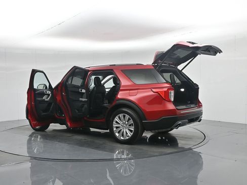 Used 2023 Ford Explorer Limited w/ Hybrid Equipment Group 310A image 42