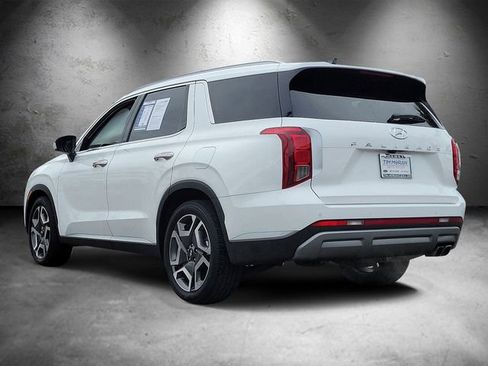 Used 2023 Hyundai Palisade SEL w/ Premium Package image 4