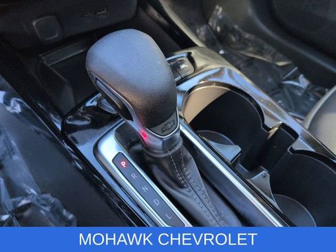 Used 2024 Chevrolet Trax ACTIV w/ Sunroof Package FWD image 16