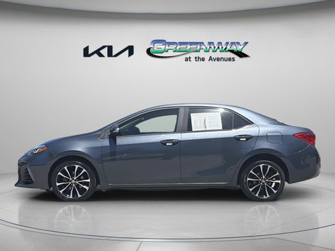 Used 2019 Toyota Corolla SE FWD image 3