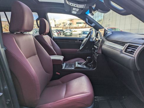 Used 2023 Lexus GX 460 Premium image 28