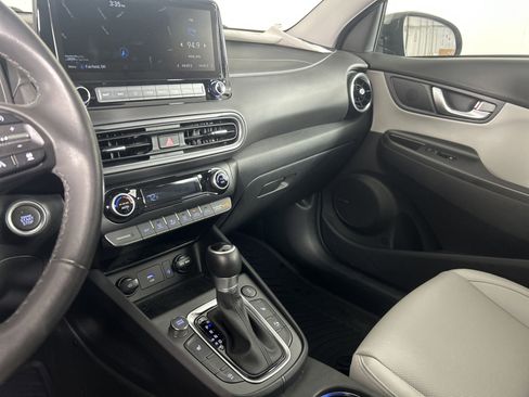 Used 2022 Hyundai Kona Limited image 30
