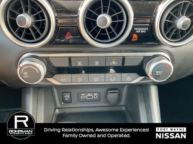 Used 2024 Nissan Sentra SV FWD image 17