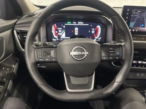 Certified 2025 Nissan Rogue SL w/ Tech Package image 14