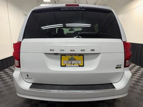 Used 2018 Dodge Grand Caravan GT FWD image 5