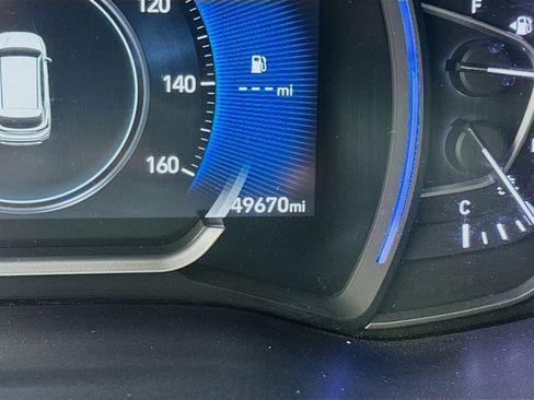 Used 2020 Hyundai Santa Fe Limited FWD image 8
