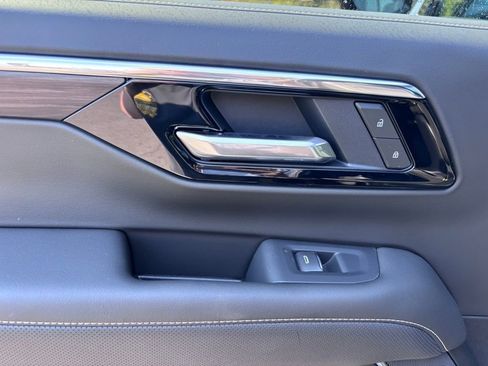 New 2025 Chevrolet Suburban Premier w/ Sun And Tow Package image 47