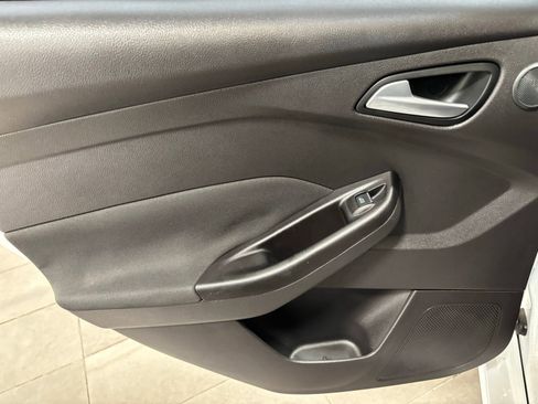 Used 2013 Ford Focus ST image 17