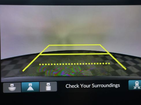 Used 2025 Honda Accord SE image 18